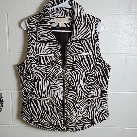 Michael Kors Woman's Puffer Jkt Lightweight Vest Gold Hardware Brown White Zebra - Picture 2 of 11